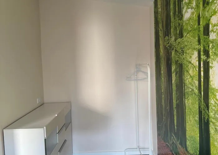 Helle, Grosse In Laendlicher Umgebung *